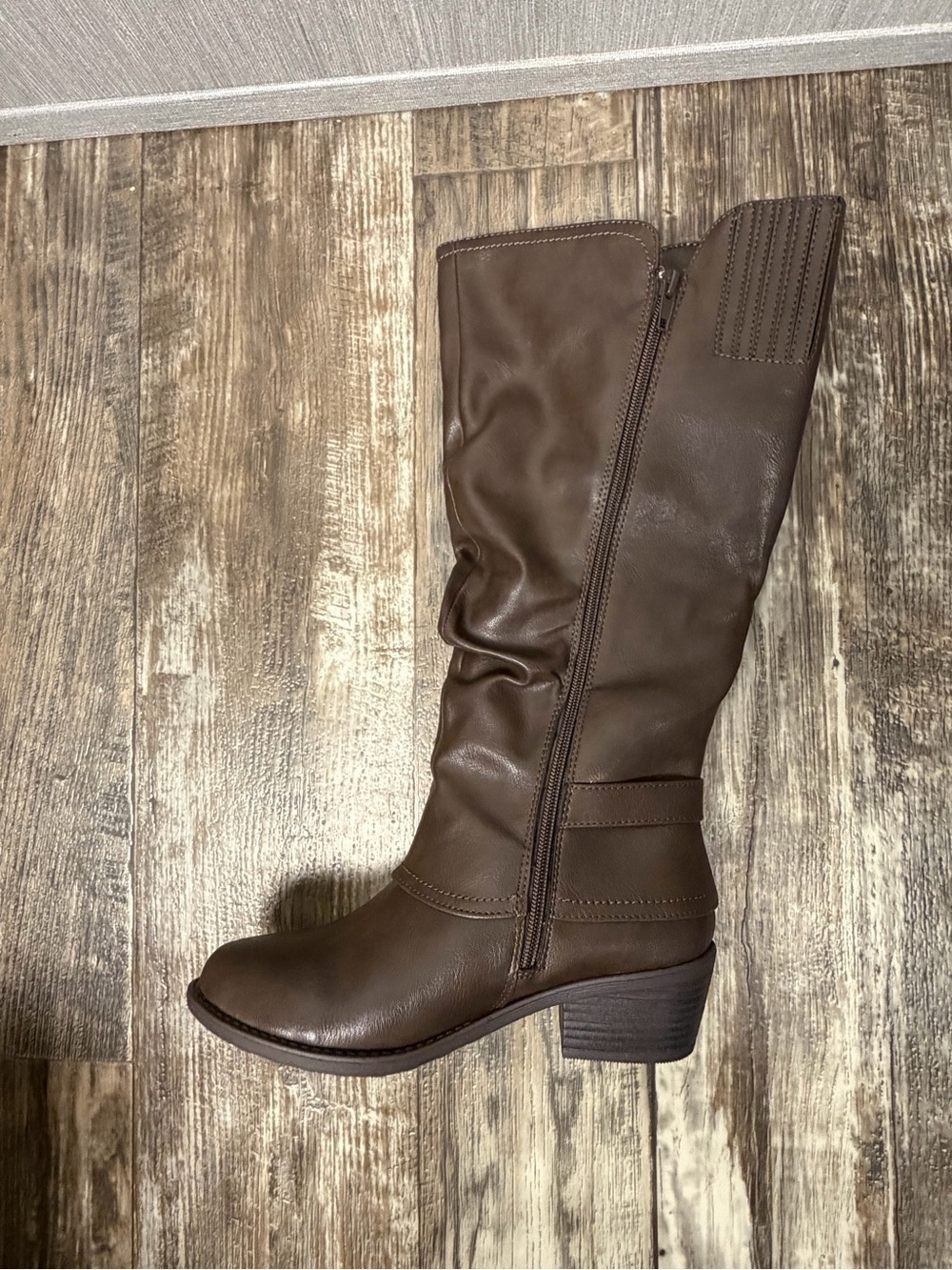 easy street Brown Tall Buckle Riding Boots Size 7 Wide Calf - Picture 4 of 16